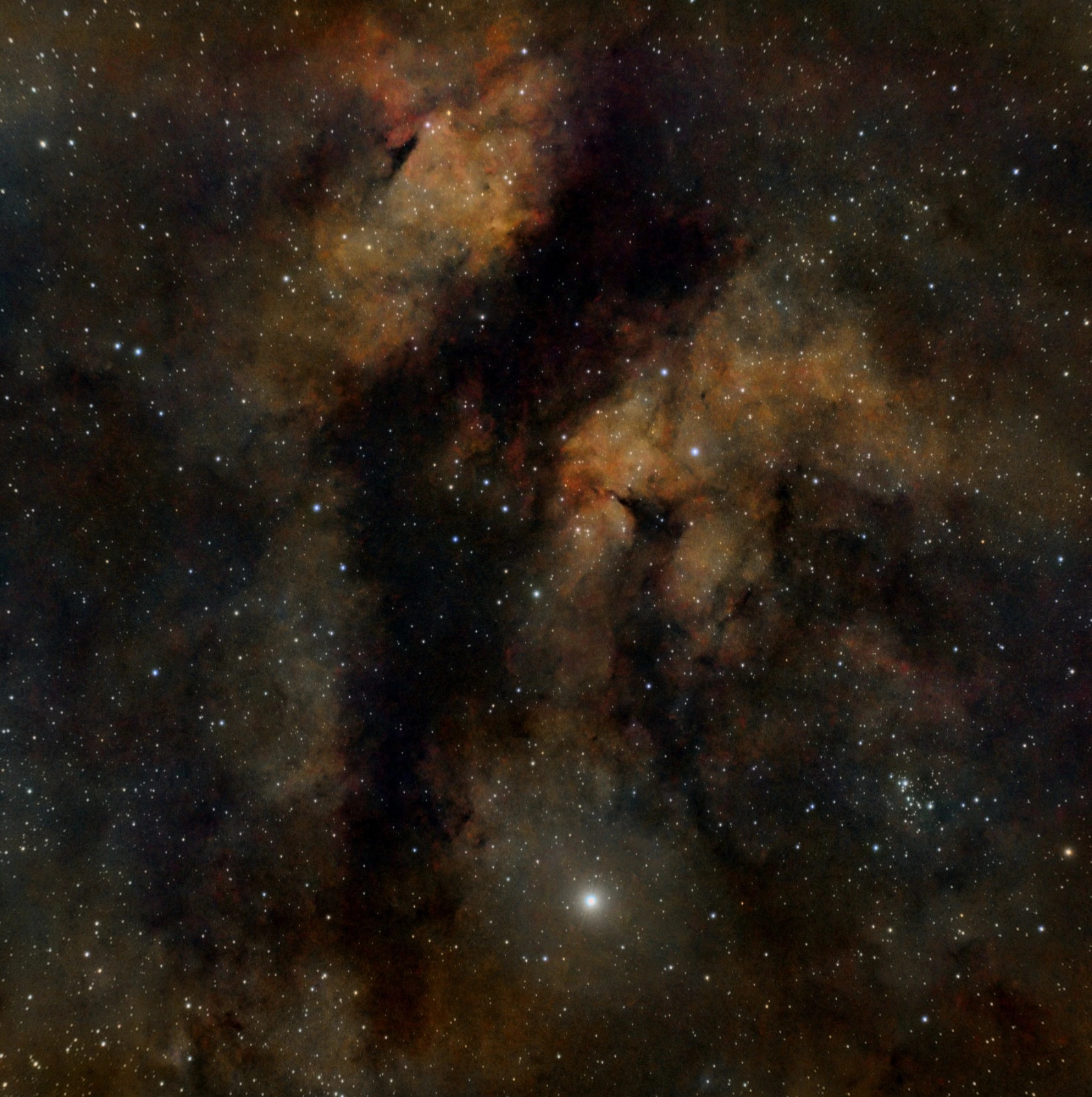 81 x 60s exposures stacked and processed from session 1, captured during Nautical Twilight.