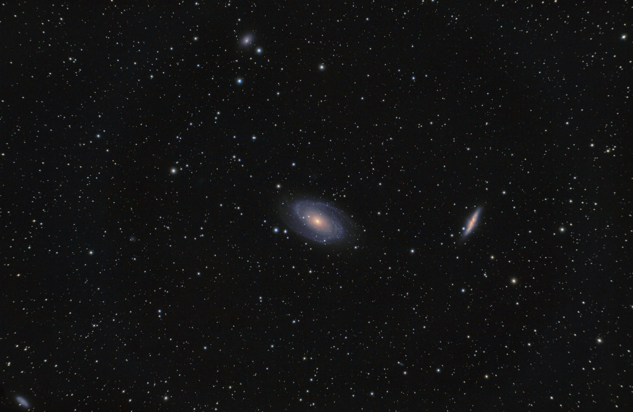 M81 and M82 - Bode's Galaxy and The Cigar Galaxy(More details here: https://telescopius.com/pictures/view/190771#annotated)